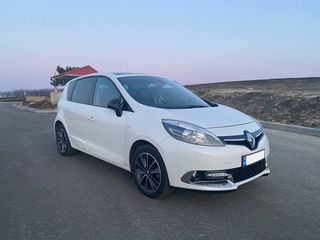 Renault Scenic - Chirie auto / rent car 24/24