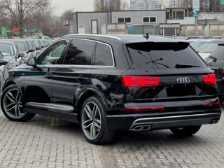 Audi Q7 foto 3