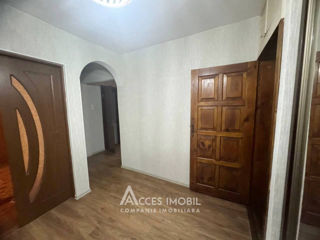 Apartament cu 2 camere, 68 m², Botanica, Chișinău foto 14