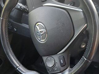 Toyota Auris foto 4