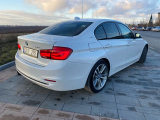 BMW 3 Series foto 10