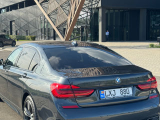 BMW 7 Series foto 3