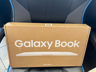 Samsung Galaxy Book 3 NP750XFG-KA3 i5-1335U 16gb ram 512gb SSD Graphite Sigilat Original