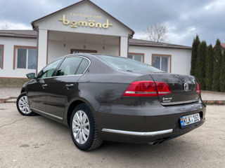 Volkswagen Passat foto 7