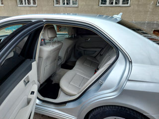 Mercedes E-Class foto 4