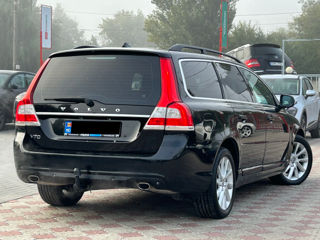 Volvo V70 foto 4