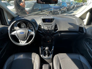 Ford EcoSport foto 10