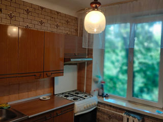 2-х комнатная квартира, 50 м², Телецентр, Кишинёв