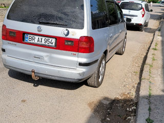 Volkswagen Sharan foto 7