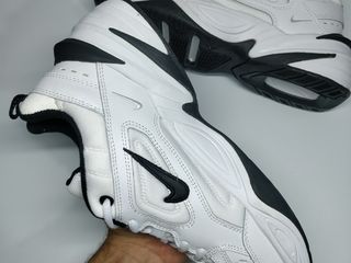 Nike m2k black white foto 4