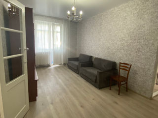 Apartament cu 3 camere, 57 m², 8 cartier, Bălți foto 2