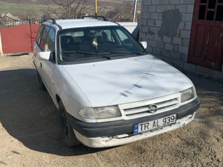 Opel Astra foto 7