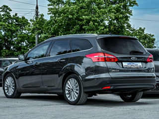 Ford Focus фото 5