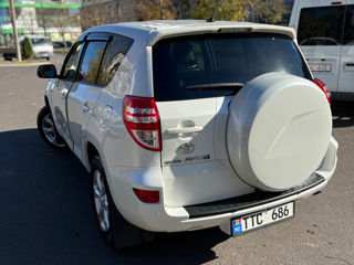 Toyota Rav 4 foto 6