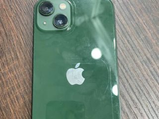 Продам iPhone 13