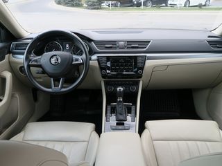 Skoda Superb foto 9