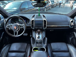 Porsche Cayenne foto 12