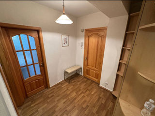 Apartament cu 3 camere, 77 m², Botanica, Chișinău foto 9