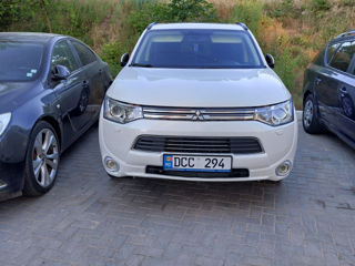 Mitsubishi Outlander foto 5