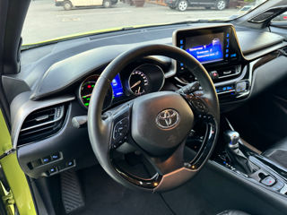 Toyota C-HR foto 10