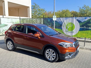 Suzuki S-Cross foto 3