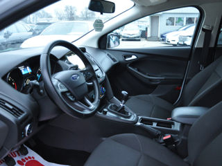 Ford Focus foto 9