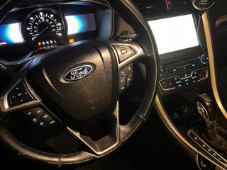 Ford Fusion foto 5