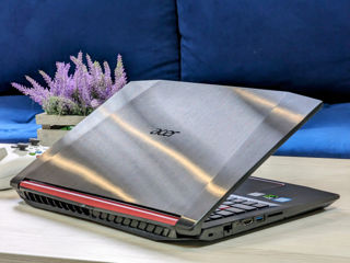 Как новый ! Acer Nitro 5 Gaming (Core i5 8300H/16Gb DDR4/256Gb SSD+2TB HDD/GTX 1050/15.6" FHD IPS) foto 1