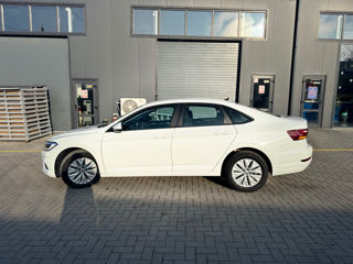 Volkswagen Jetta foto 6