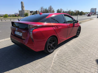 Toyota Prius foto 2