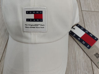 Tommy Hilfiger foto 5