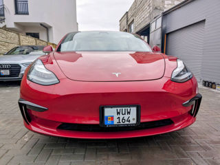 Tesla Model 3 foto 5