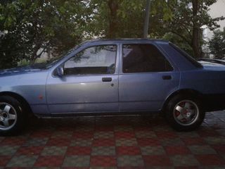 Ford Sierra foto 1