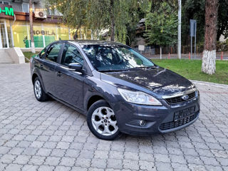 Ford Focus foto 1