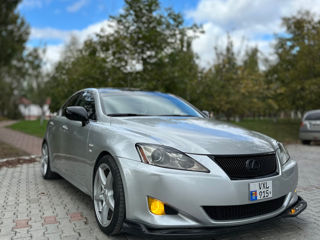 Lexus IS Series