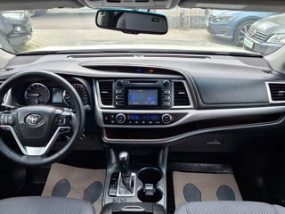 Toyota Highlander foto 8