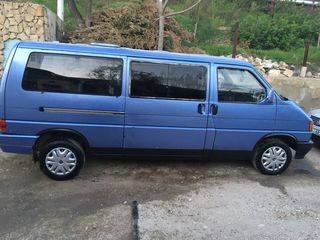 Volkswagen Caravelle foto 3