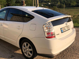 Toyota Prius foto 8