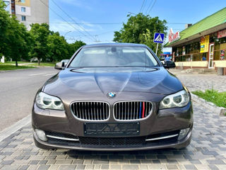 BMW 5 Series foto 9