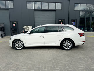 Skoda Superb foto 6