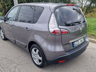 Renault Scenic foto 8