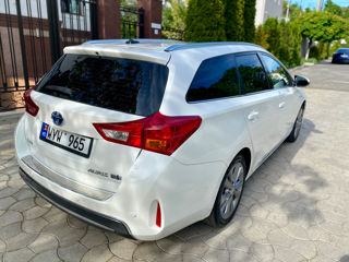 Toyota Auris foto 3