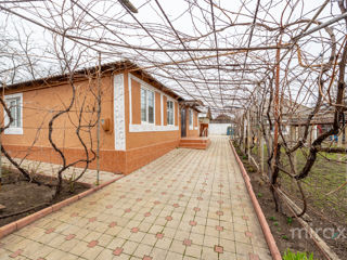 Se vinde casă pestr. Ion Neculce, Ghidighici, Chișinău foto 1