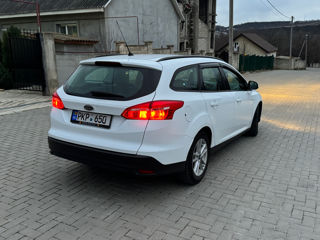 Ford Focus foto 4