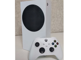 Xbox Series S care vine la pachet cu multe jocuri