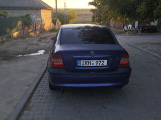 Opel Vectra foto 2