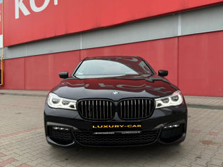 BMW 7 Series foto 3