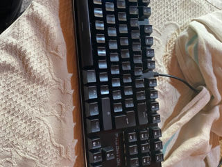 Vand tastatura mecanica