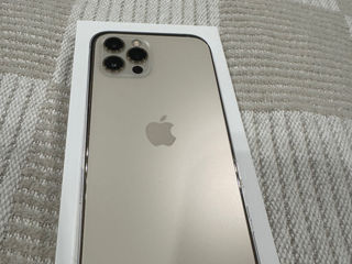 iPhone 12 Pro Gold foto 2