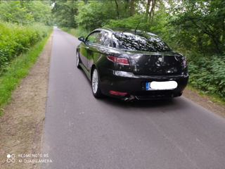 Alfa Romeo GT foto 1